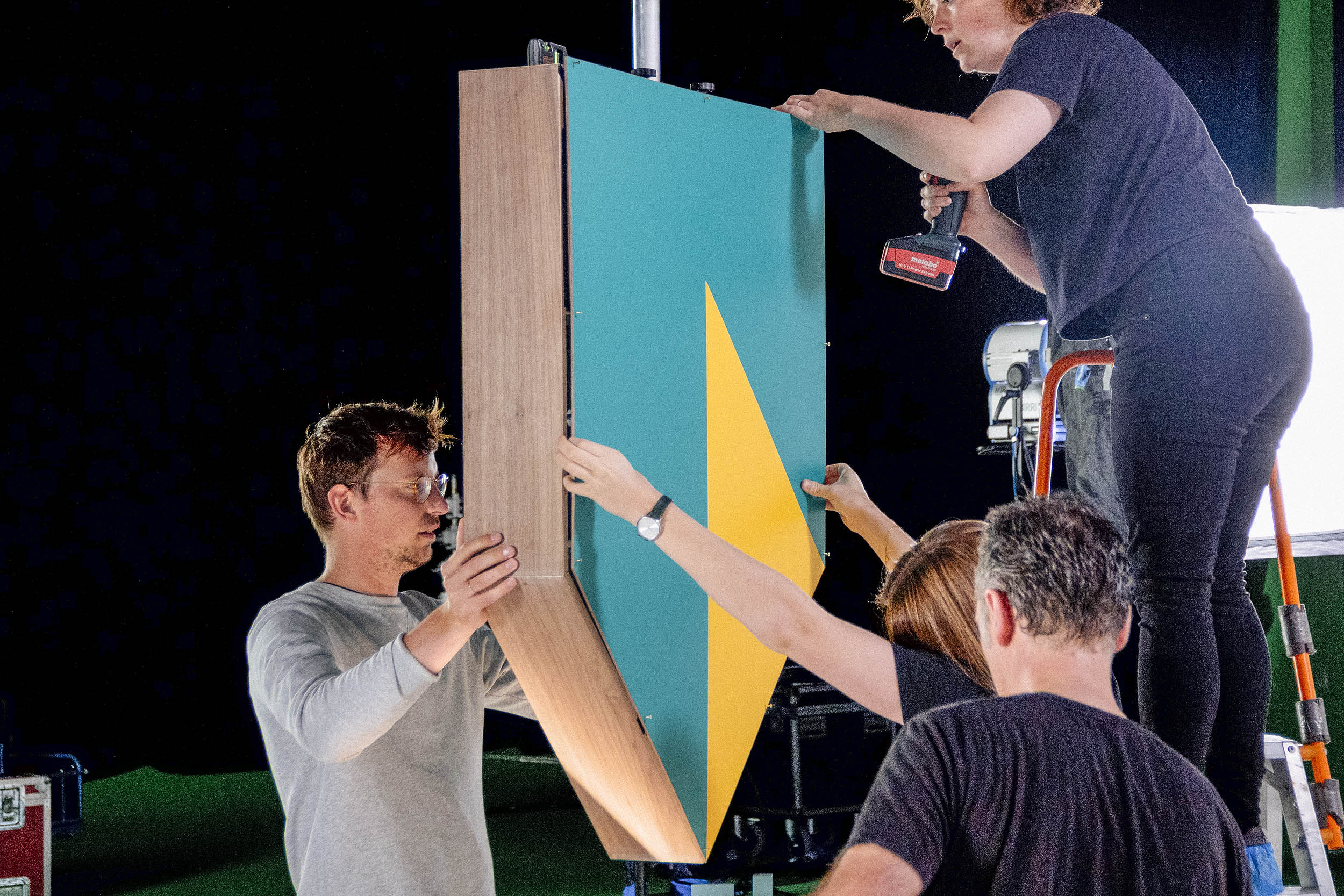 ABN-AMRO_From-Form_Making_Of_1